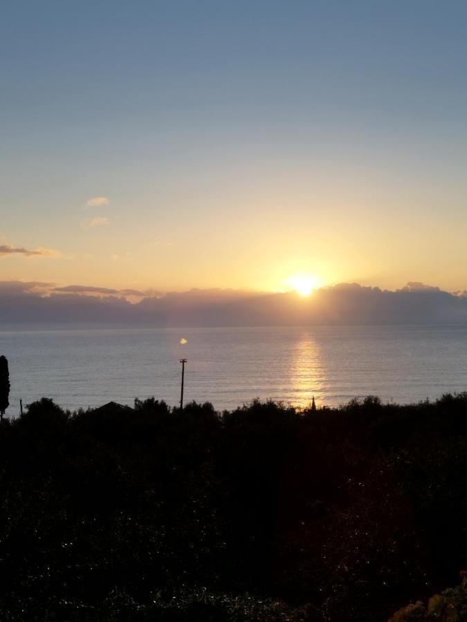 Villa Panorama Michalis Haikos Two Minutes Walk To The Beach Peroulia Kompoi Luaran gambar